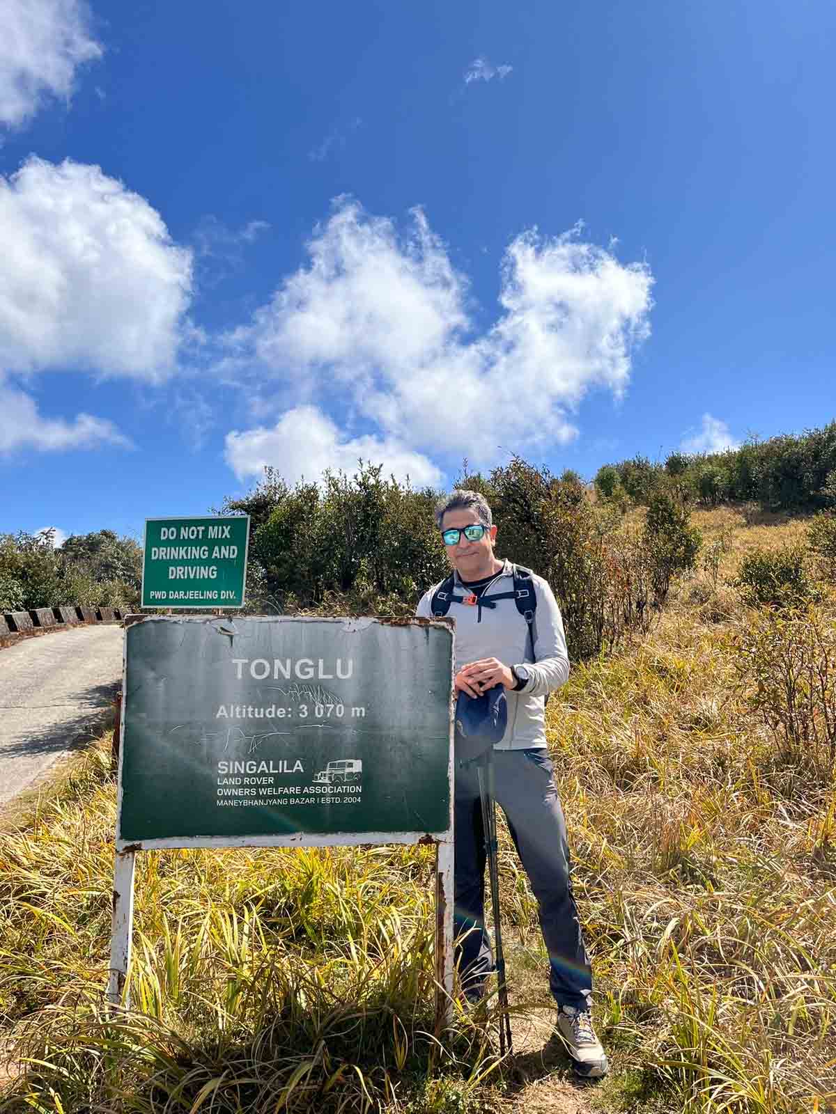 Tonglu summit sign at 3,070m